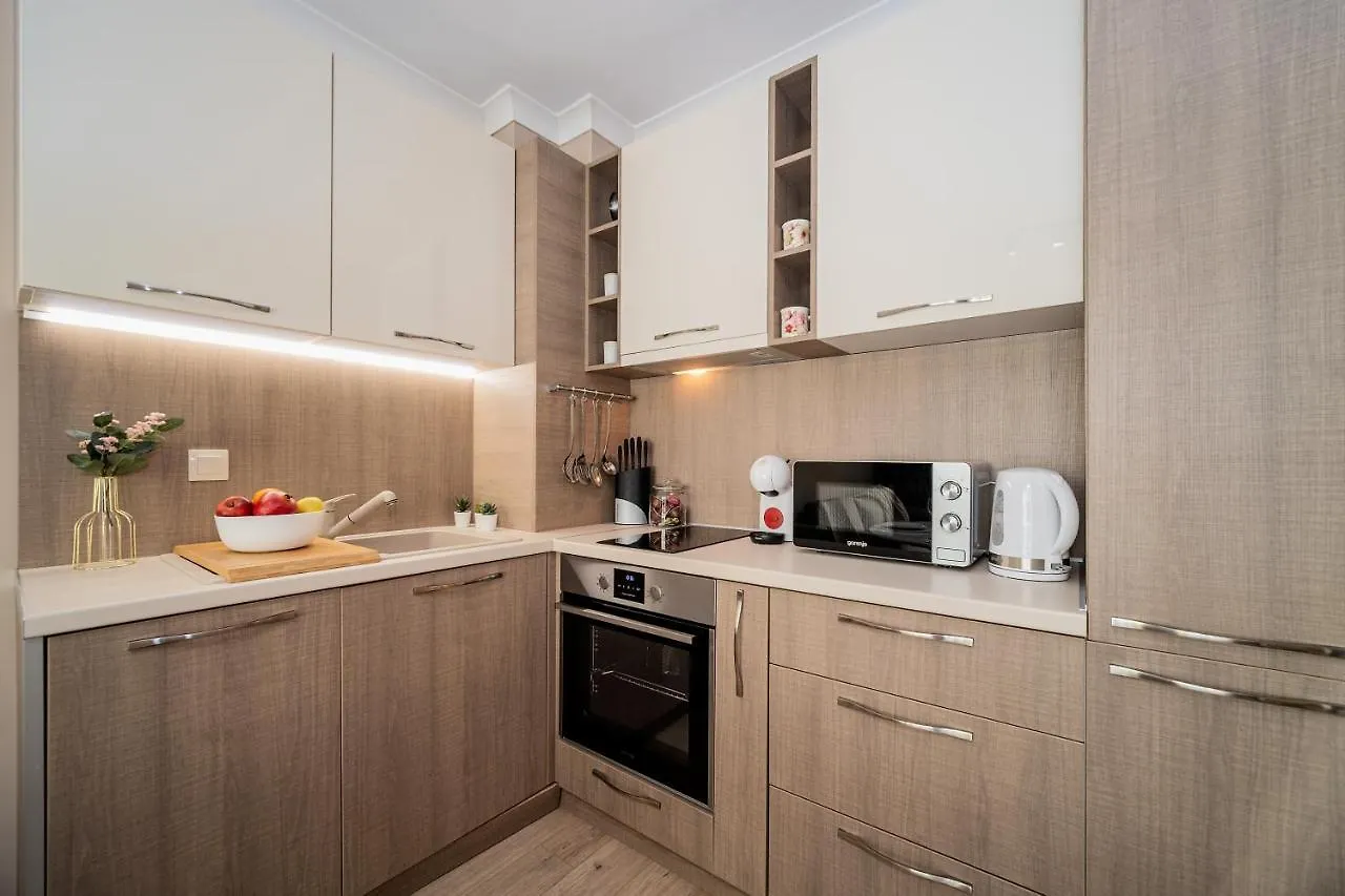 Comfy Luxury Center Apartment ヴァルナ
