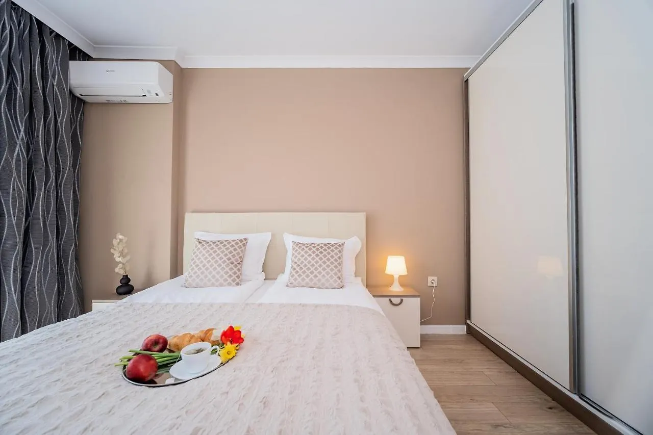Comfy Luxury Center Apartment ヴァルナ 0*,
